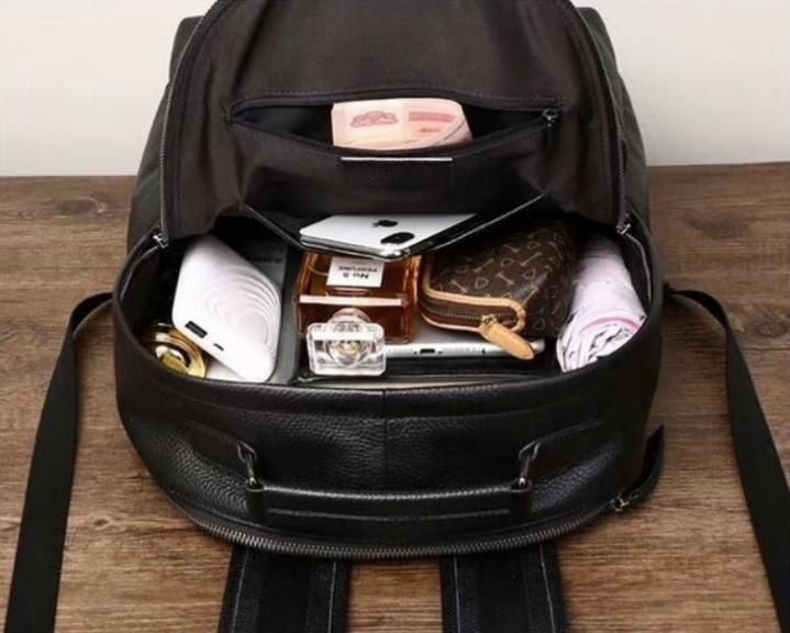 Чоловічий шкіряний рюкзак Tiding Bag A25F-68020A A25F-68020A фото